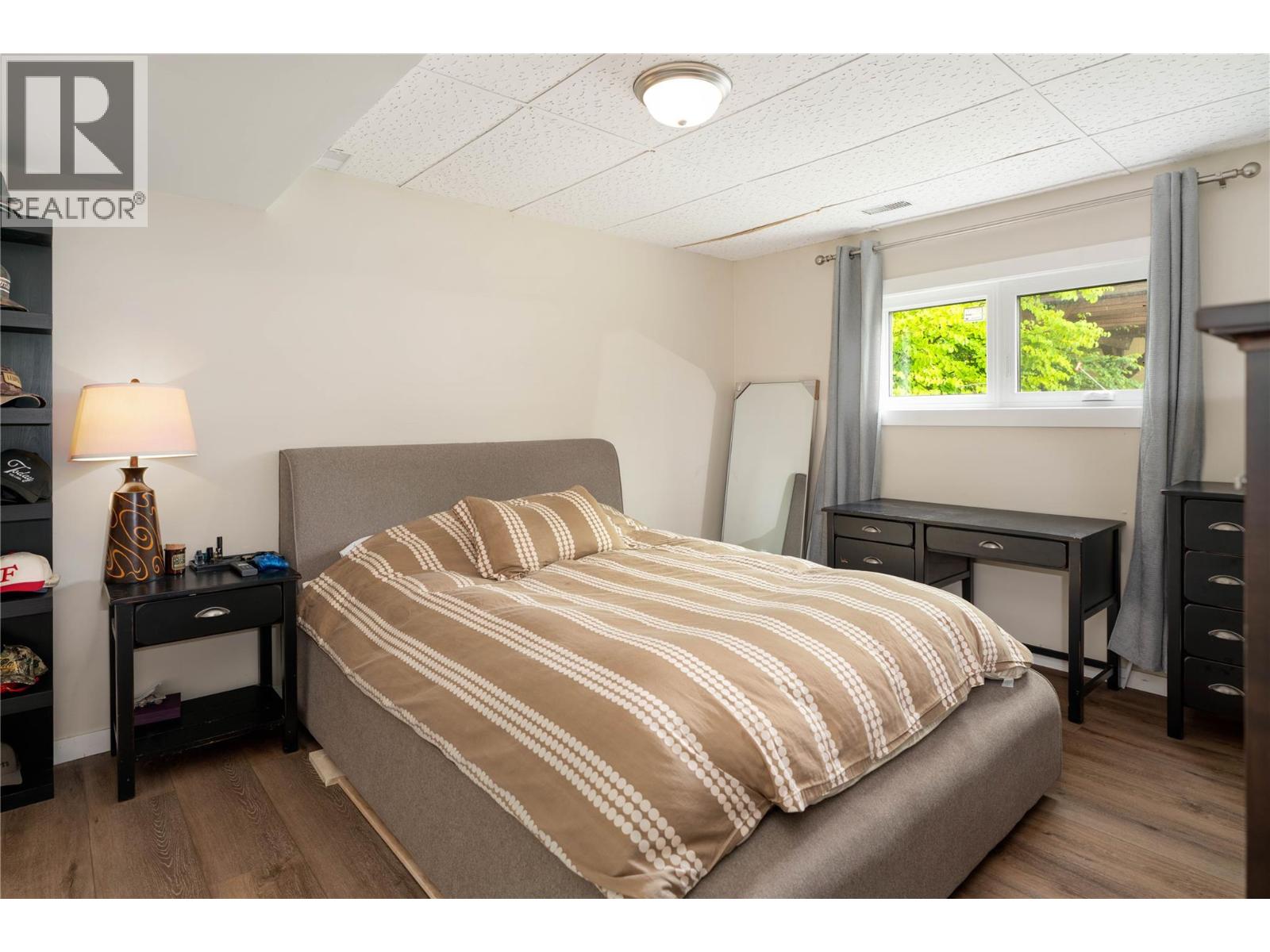 Photo 15 of 875 Hammer Avenue, Kelowna BC