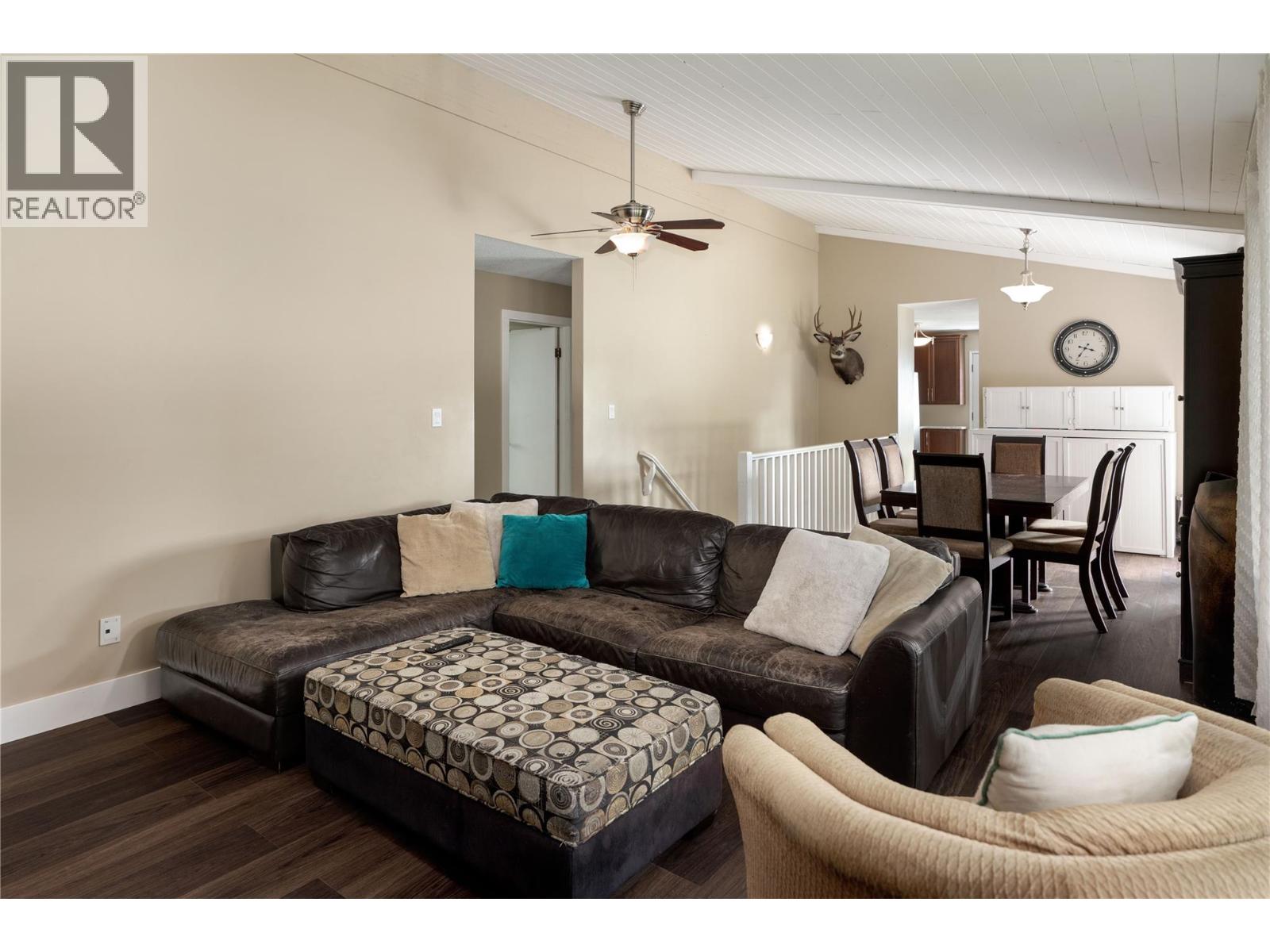 Photo 18 of 875 Hammer Avenue, Kelowna BC
