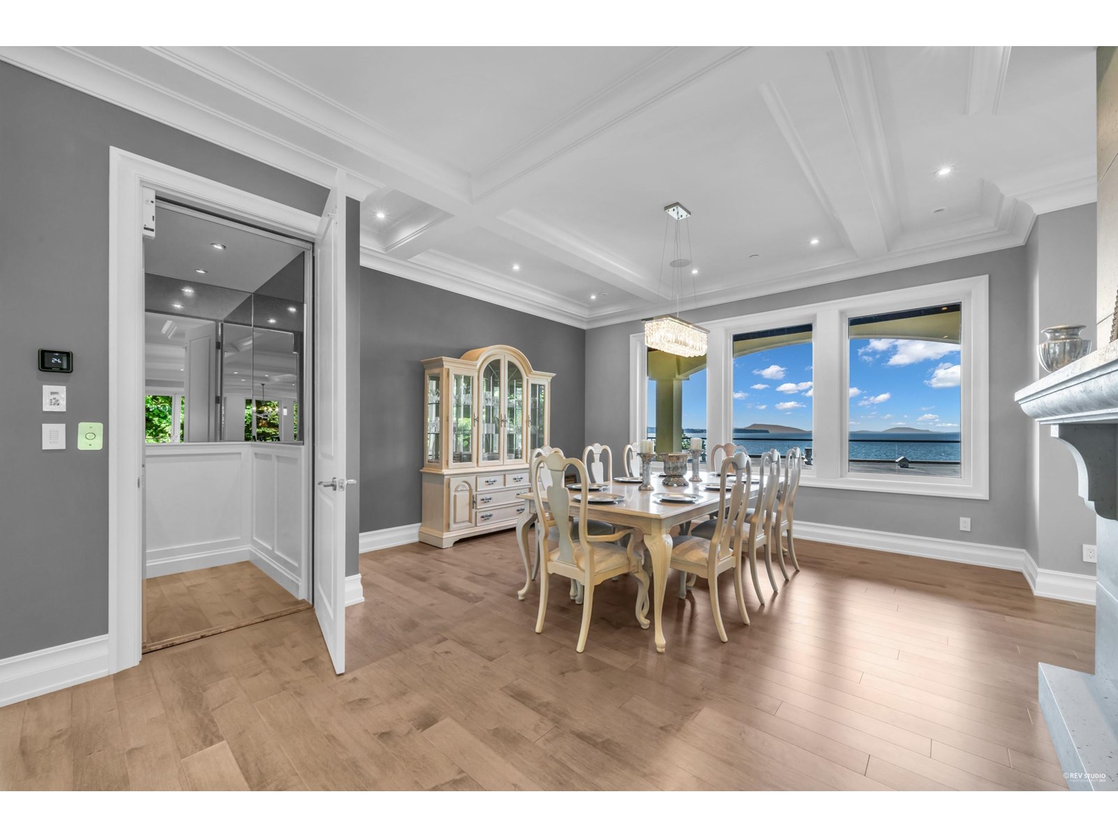 1349 ANDERSON STREET, White Rock