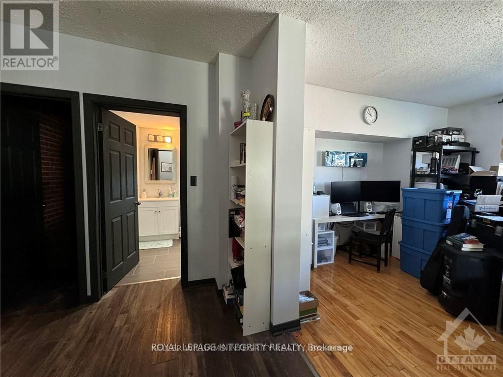 Photo 9 of 1 110 Glynn Avenue, Ottawa ON