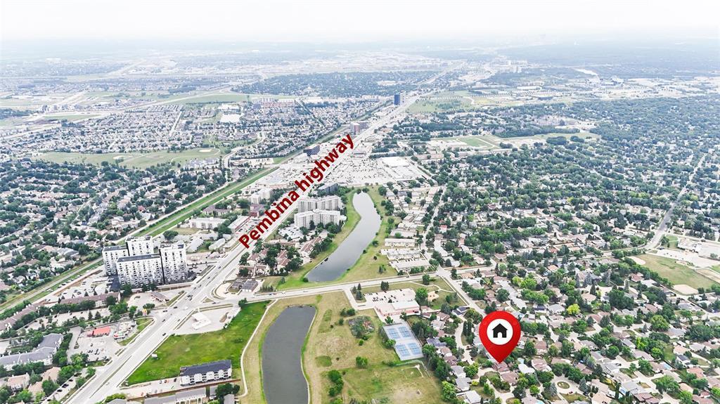 Photo 2 of 76 Morningside Drive, Winnipeg MB