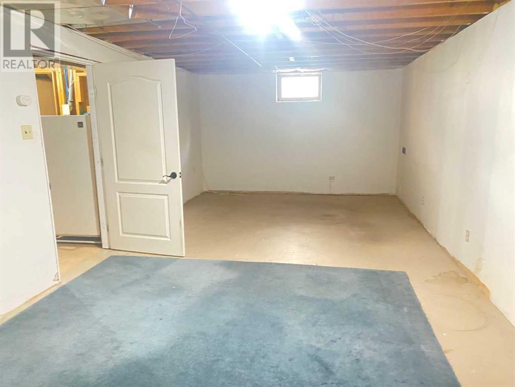 Single Family House Bungalow for Sale in  Huntchester Road NE Huntington Hills Calgary 