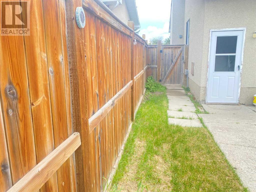 Single Family House Bungalow for Sale in  Huntchester Road NE Huntington Hills Calgary 