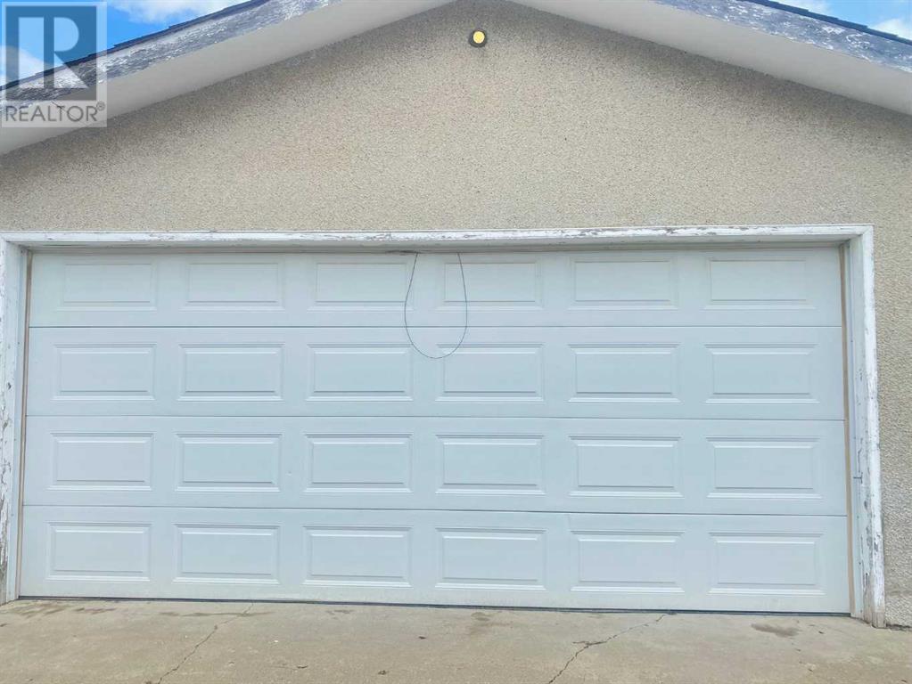 Single Family House Bungalow for Sale in  Huntchester Road NE Huntington Hills Calgary 