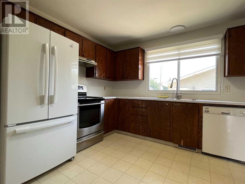 Single Family House Bungalow for Sale in  Huntchester Road NE Huntington Hills Calgary 