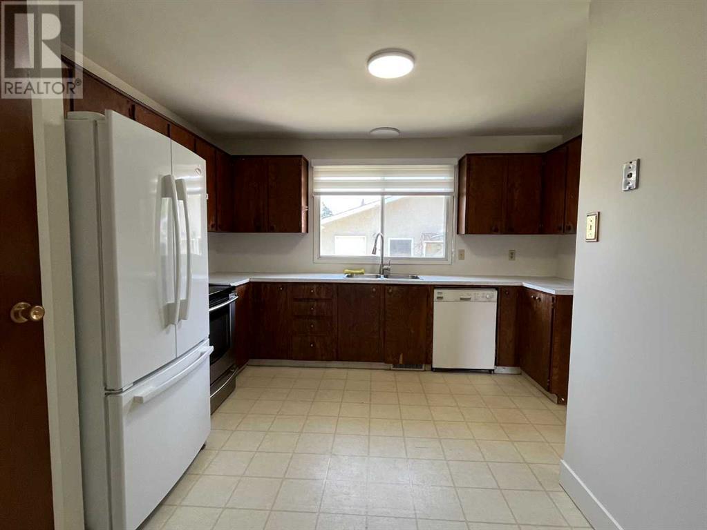 Single Family House Bungalow for Sale in  Huntchester Road NE Huntington Hills Calgary 