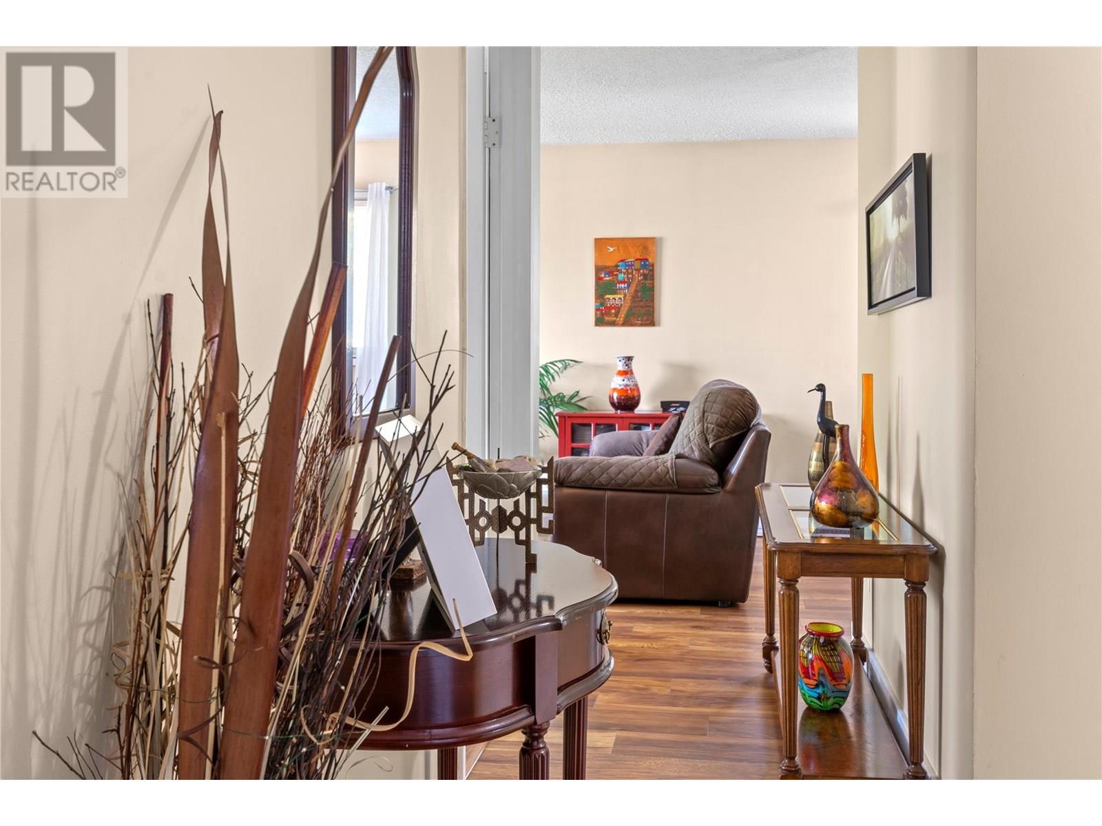 130 Skaha Place Unit# 312, Penticton