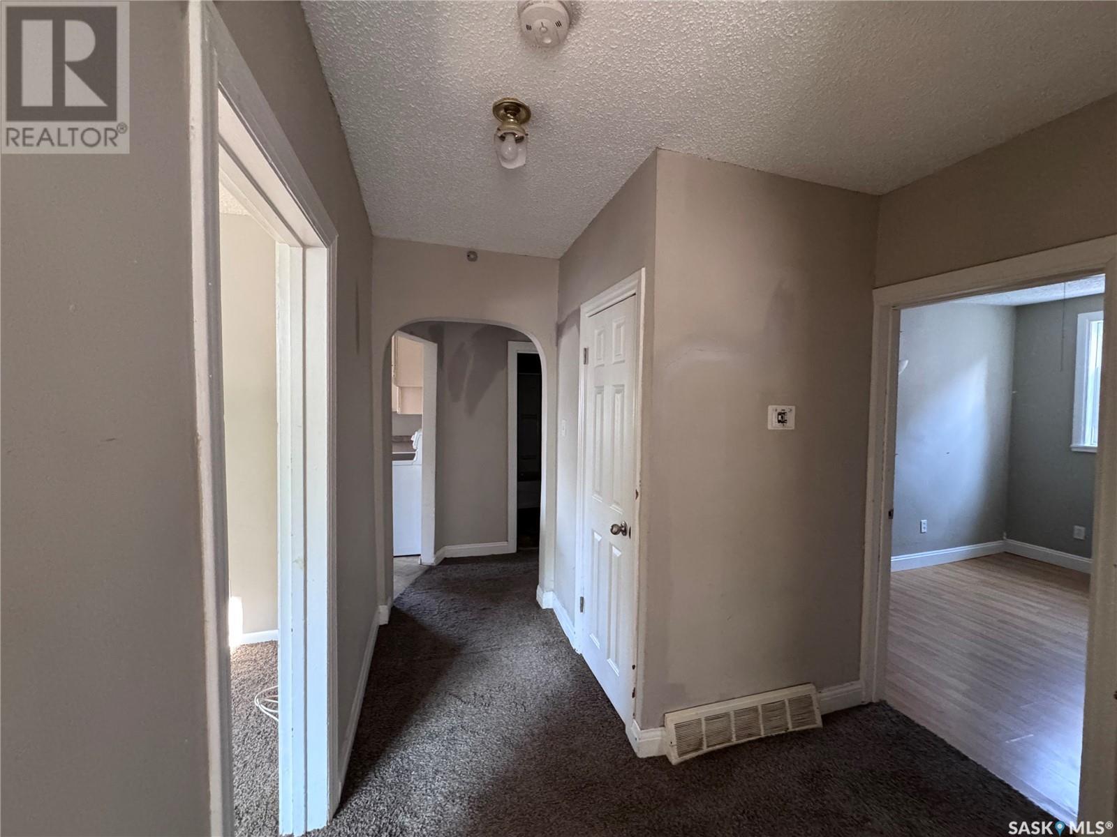 Photo 3 of 175 Smith Street N, Regina SK