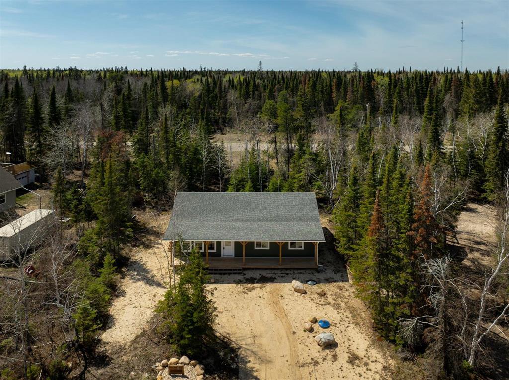 Photo 18 of 14 Evergreen Road, Victoria Beach MB