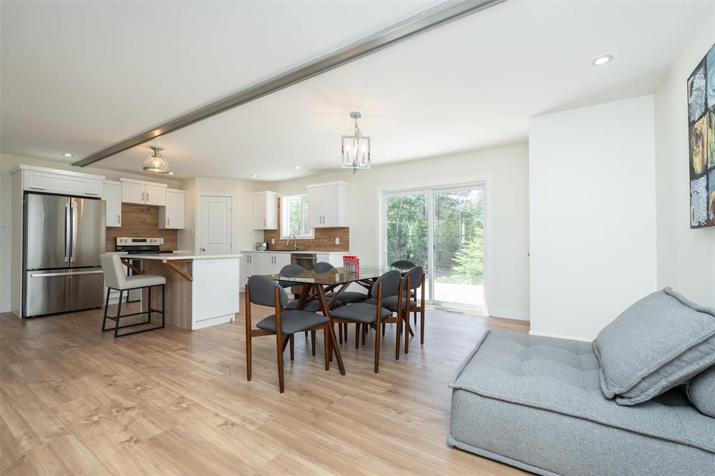 Photo 10 of 14 Evergreen Road, Victoria Beach MB