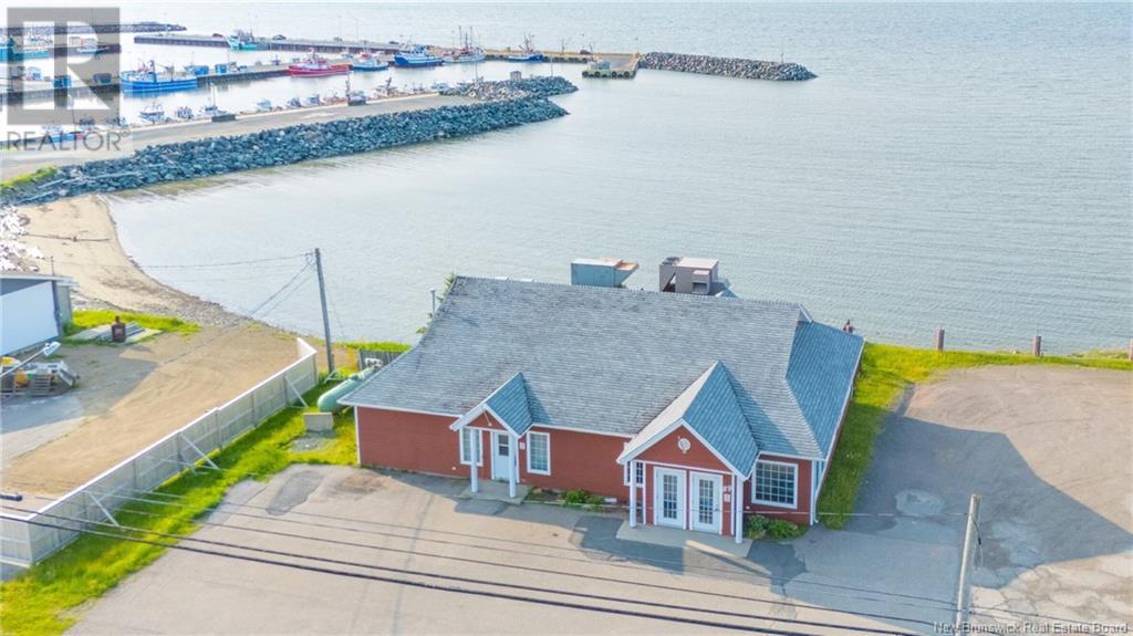 Photo 11 of 89 Saint Pierre Est Boulevard, Caraquet NB