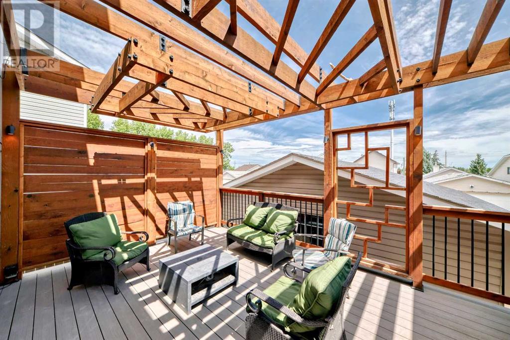Single Family House 4 Level for Sale in  Millrise Mews SW Millrise Calgary 
