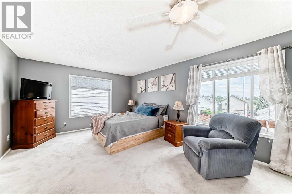 Single Family House 4 Level for Sale in  Millrise Mews SW Millrise Calgary 