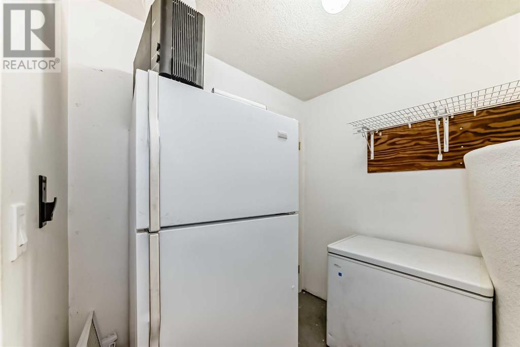 Single Family House 4 Level for Sale in  Millrise Mews SW Millrise Calgary 