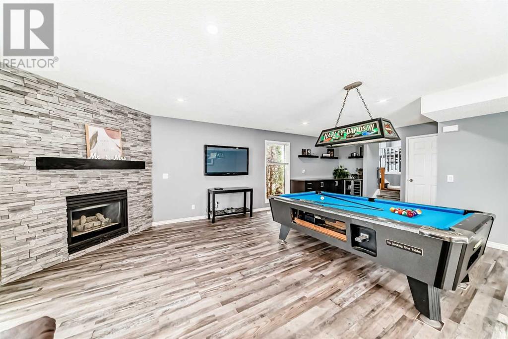 Single Family House 4 Level for Sale in  Millrise Mews SW Millrise Calgary 