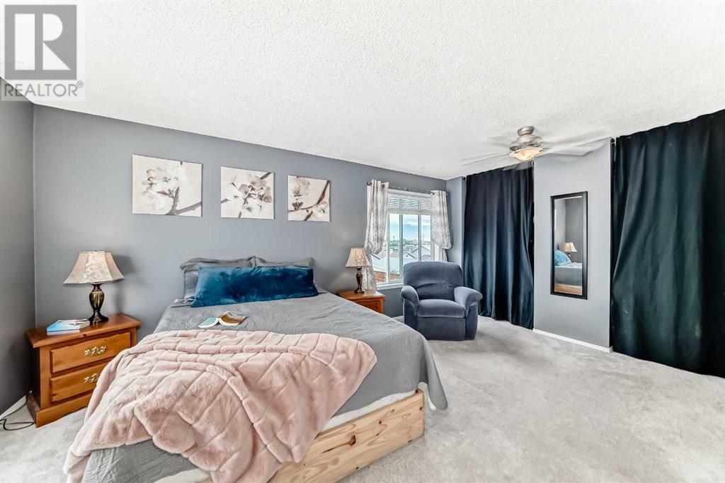 Single Family House 4 Level for Sale in  Millrise Mews SW Millrise Calgary 