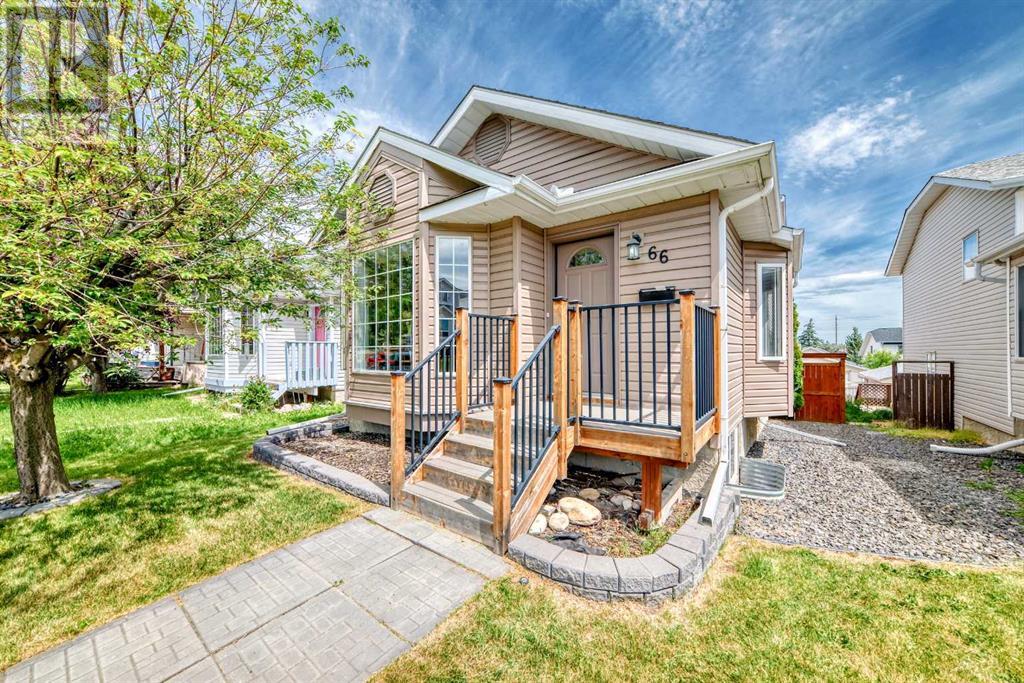Single Family House 4 Level for Sale in  Millrise Mews SW Millrise Calgary 