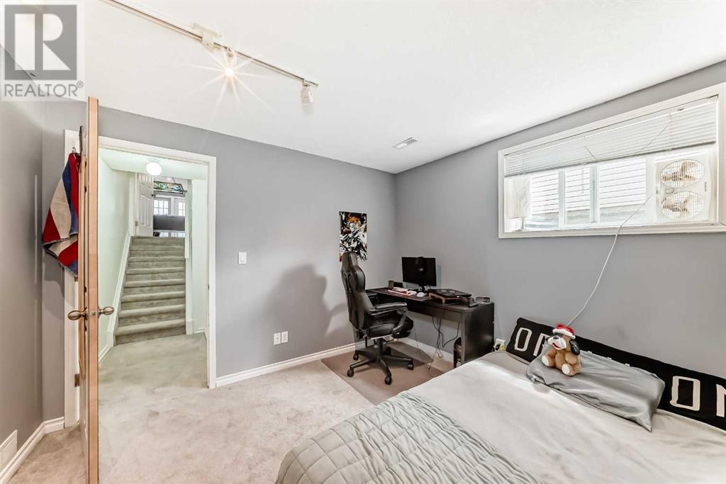 Single Family House 4 Level for Sale in  Millrise Mews SW Millrise Calgary 