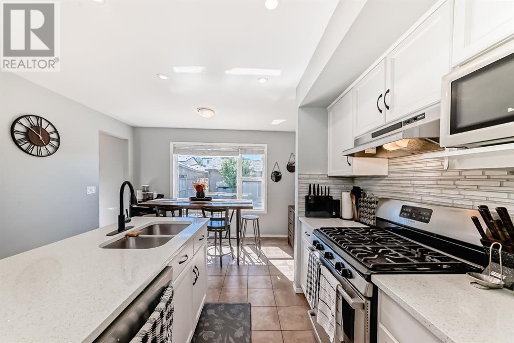 Single Family House for Sale in  Eversyde Boulevard SW Evergreen Calgary 