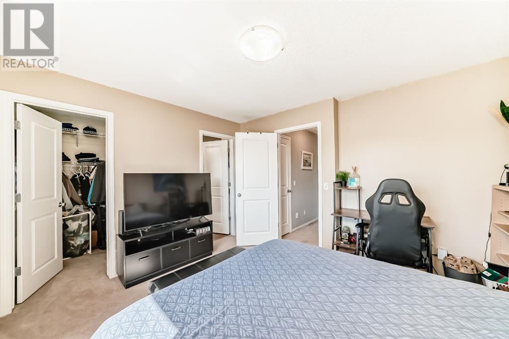 Single Family House for Sale in  Eversyde Boulevard SW Evergreen Calgary 