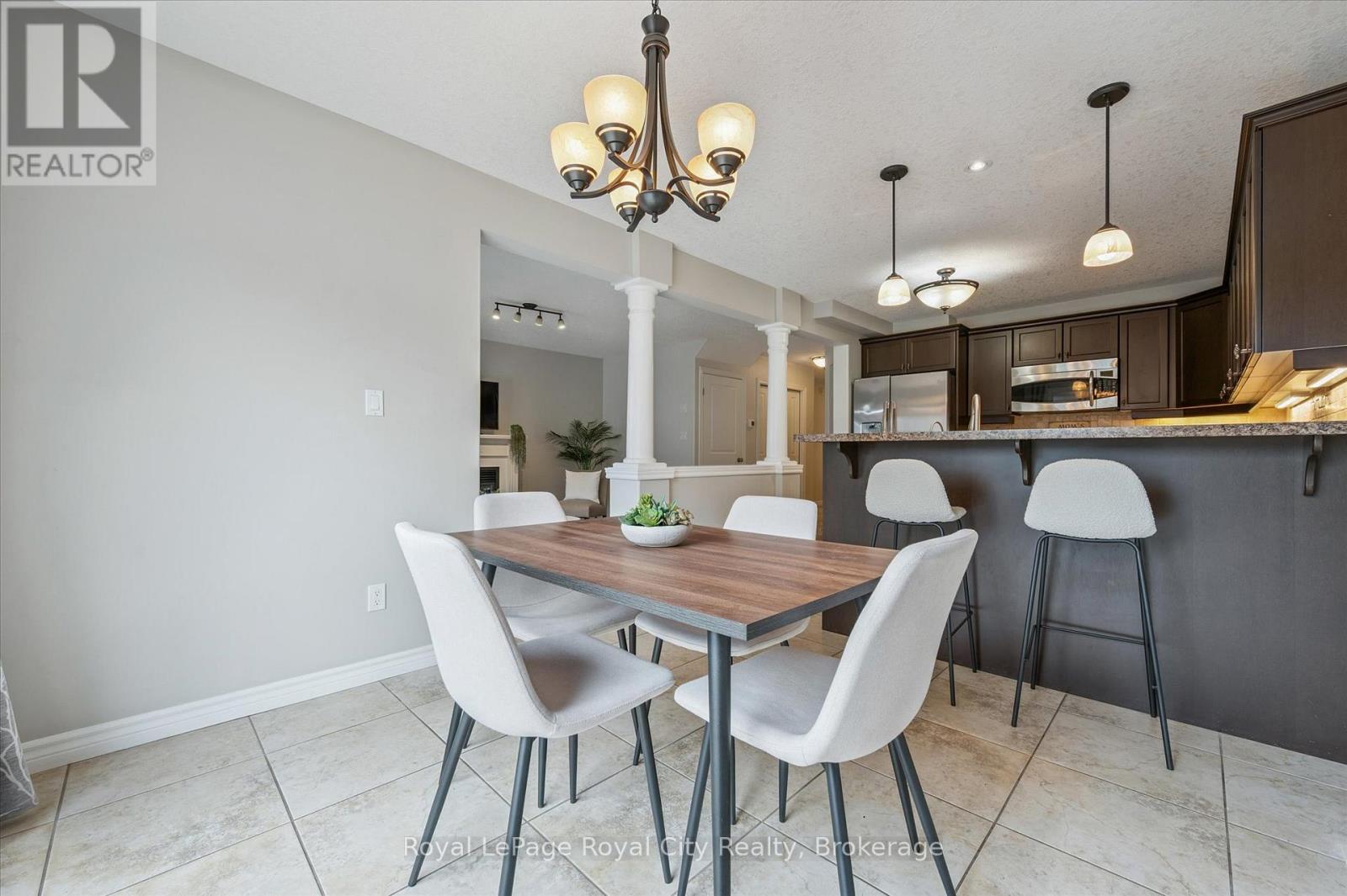 Photo 9 of 16 Creighton Avenue, Guelph ON