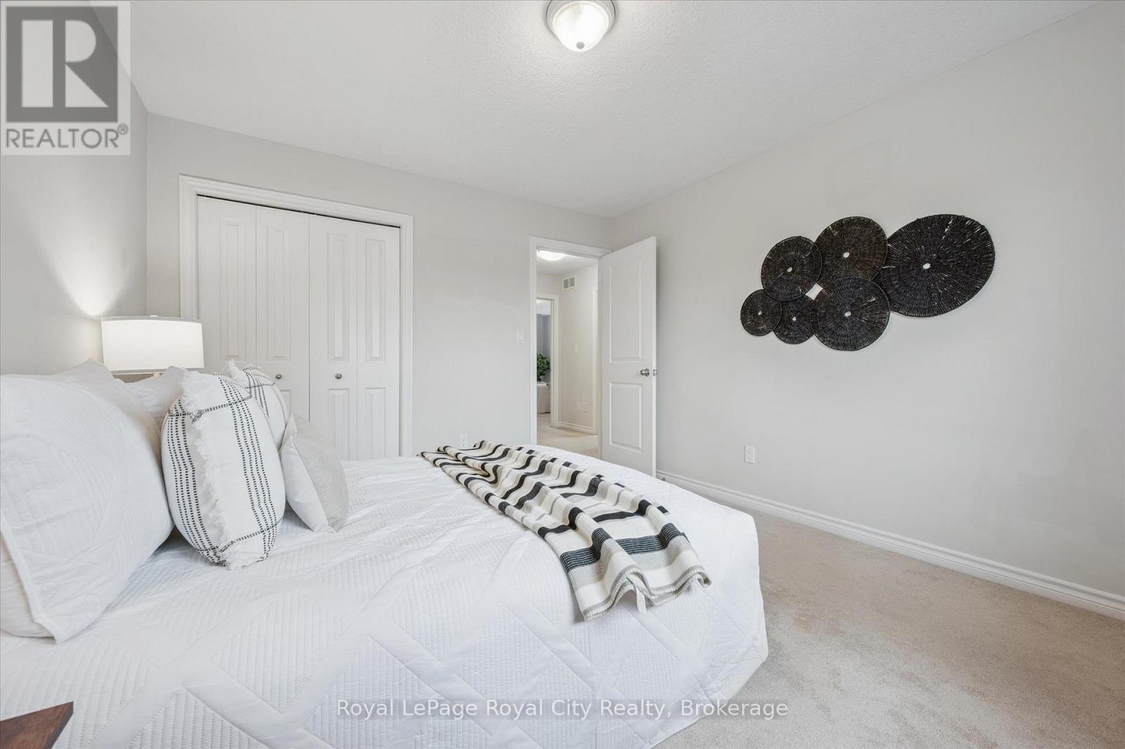 Photo 43 of 16 Creighton Avenue, Guelph ON