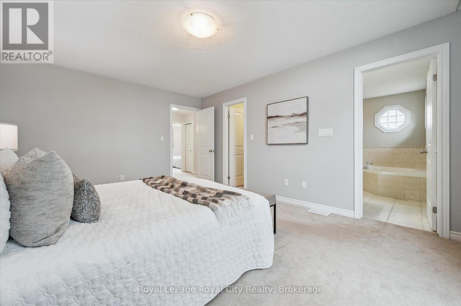 Photo 7 of 16 Creighton Avenue, Guelph ON