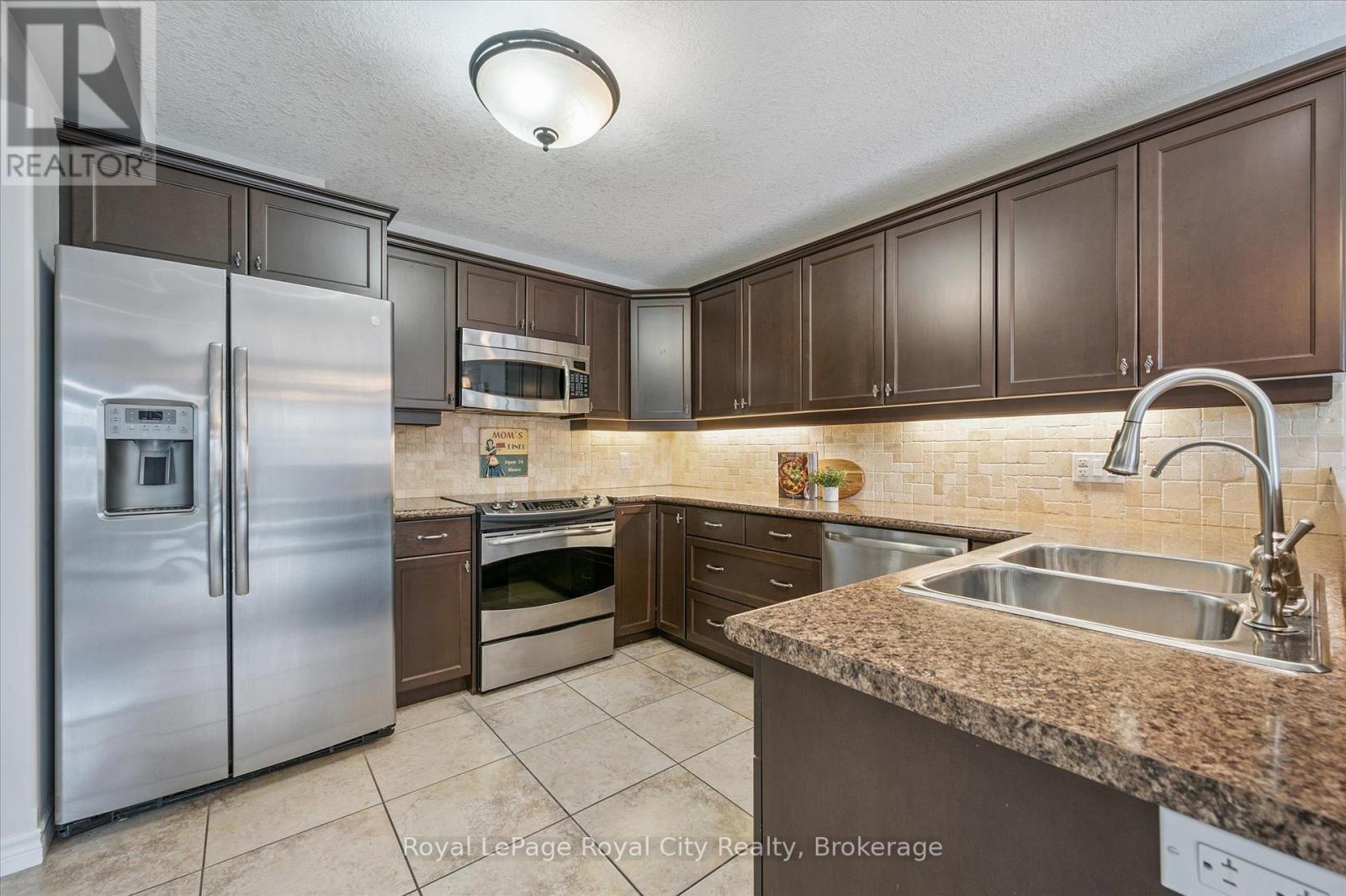 Photo 23 of 16 Creighton Avenue, Guelph ON