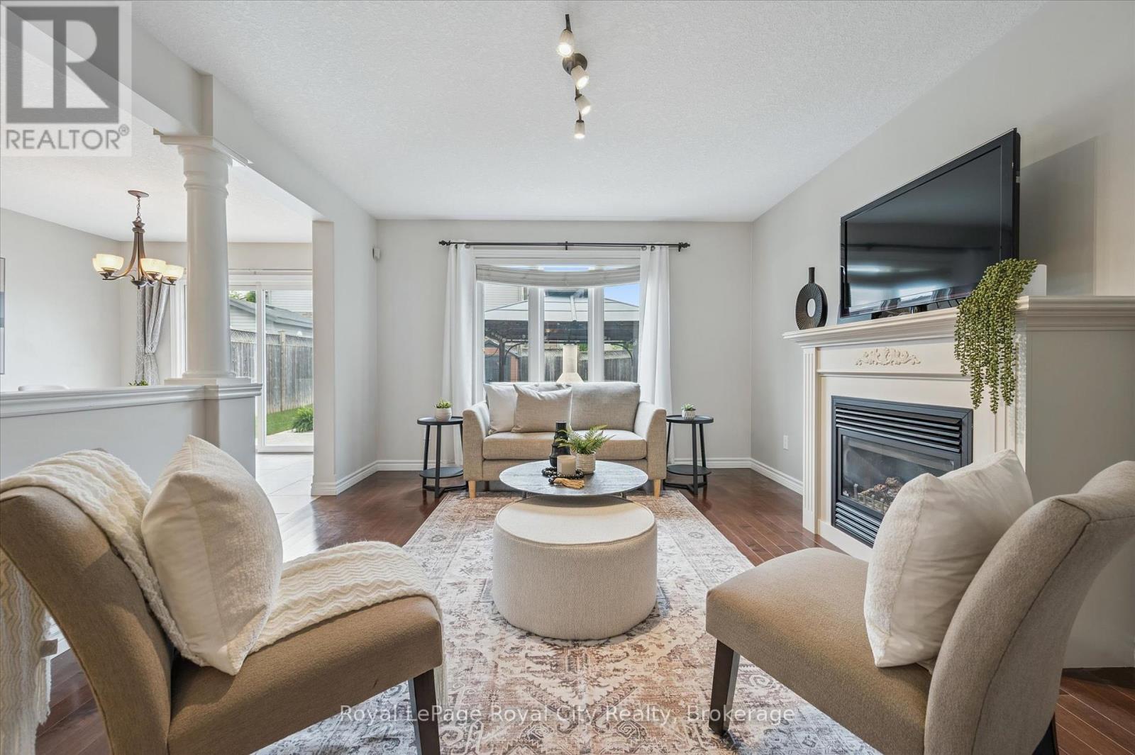 Photo 16 of 16 Creighton Avenue, Guelph ON