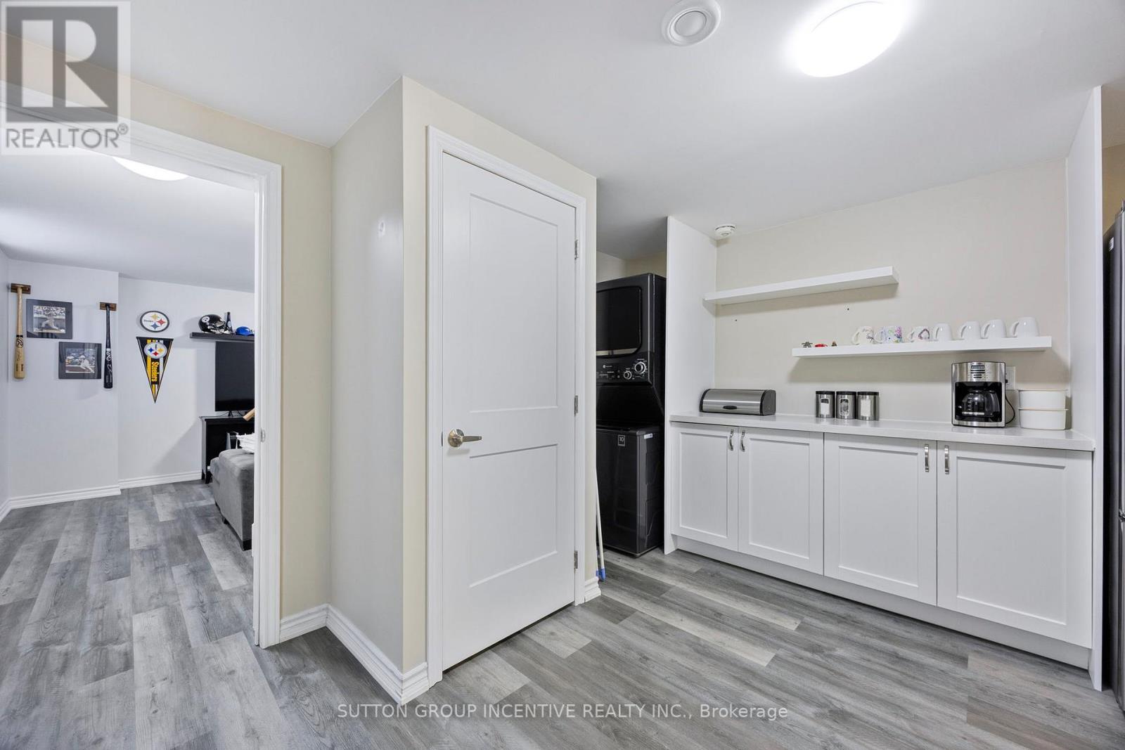 Photo 17 of 21 Beverly Street, Springwater ON