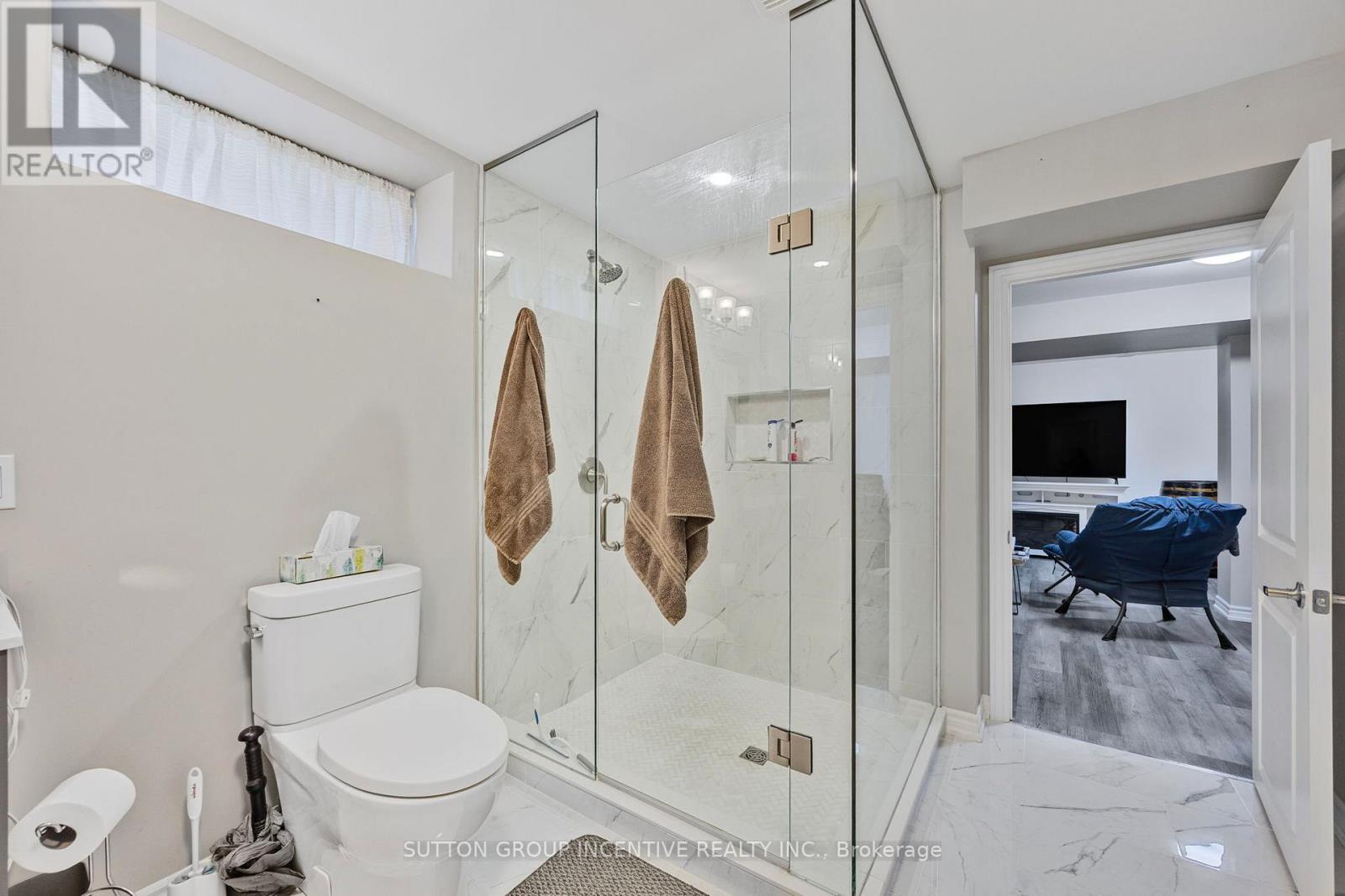 Photo 43 of 21 Beverly Street, Springwater ON