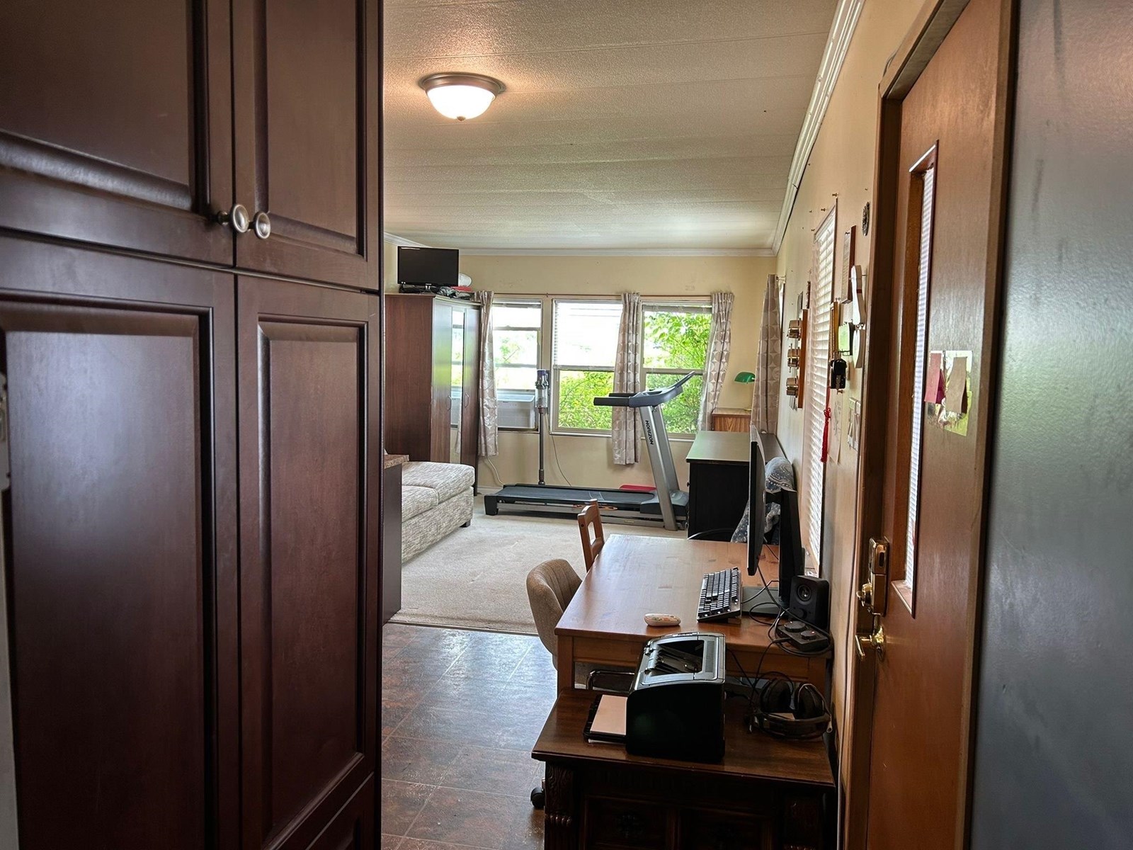 Photo 9 of 20 26892 Fraser Highway, Langley BC