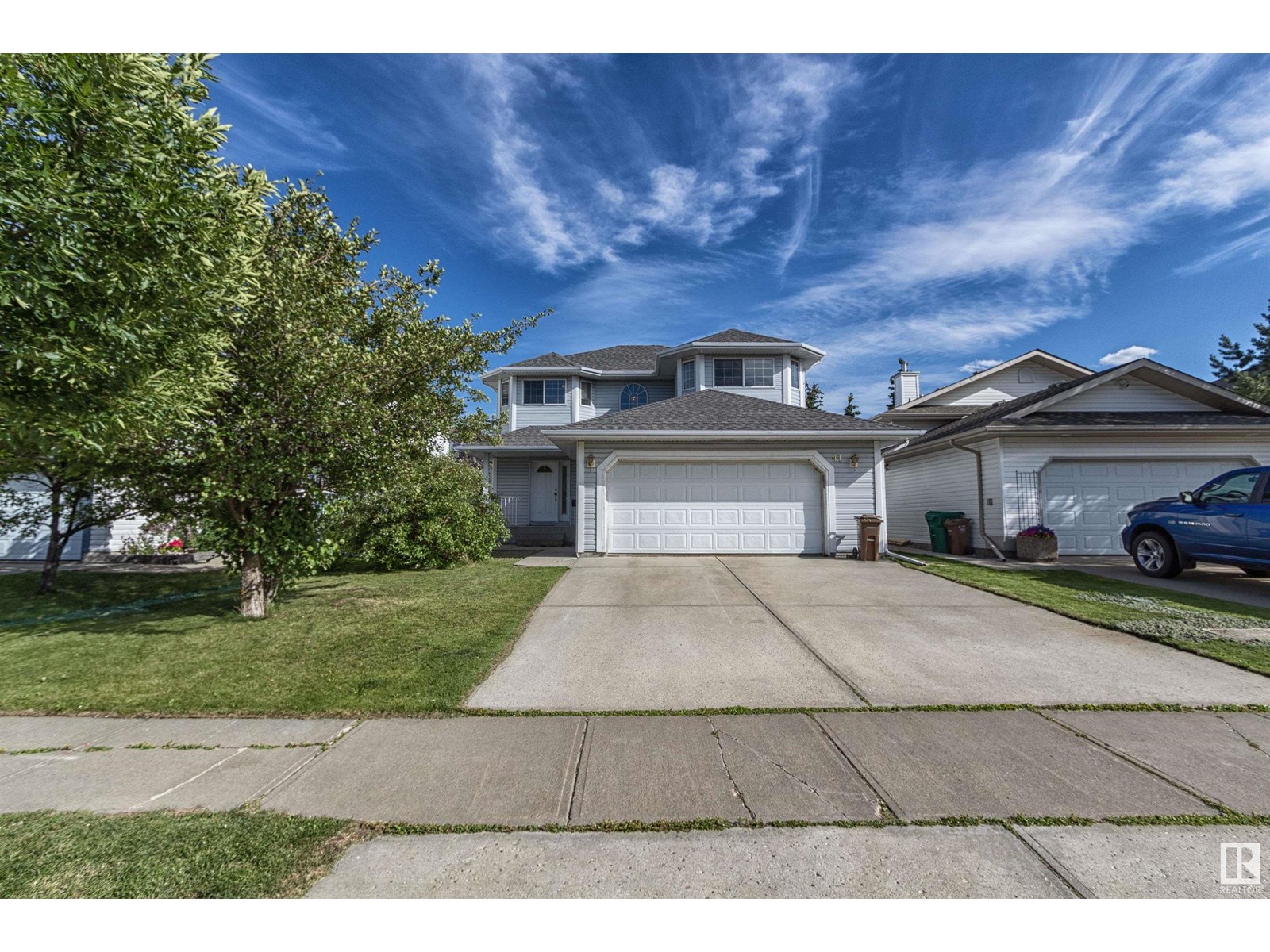 Photo 20 of 41 Hampton Cr, St Albert AB