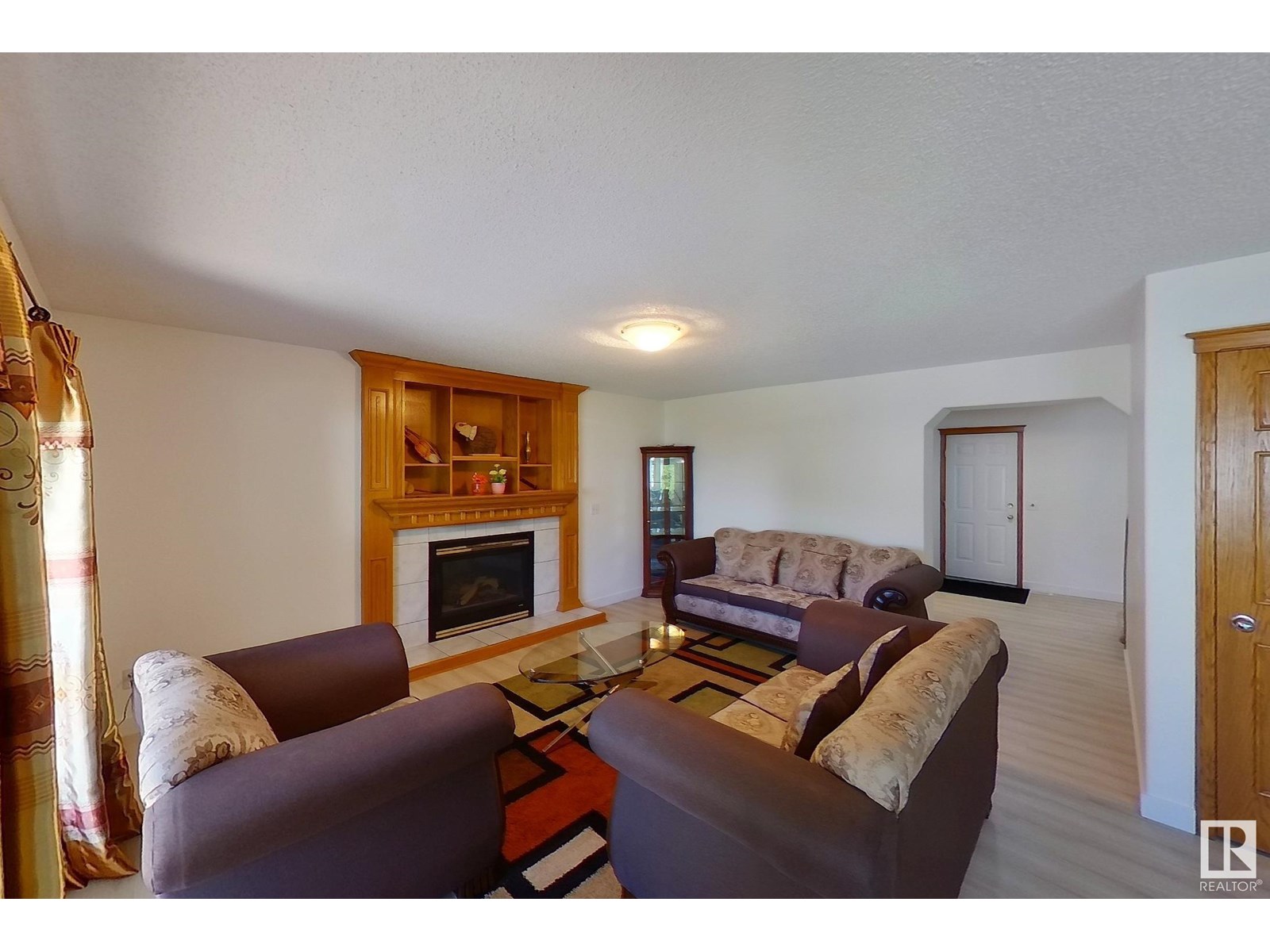 Photo 24 of 41 Hampton Cr, St Albert AB