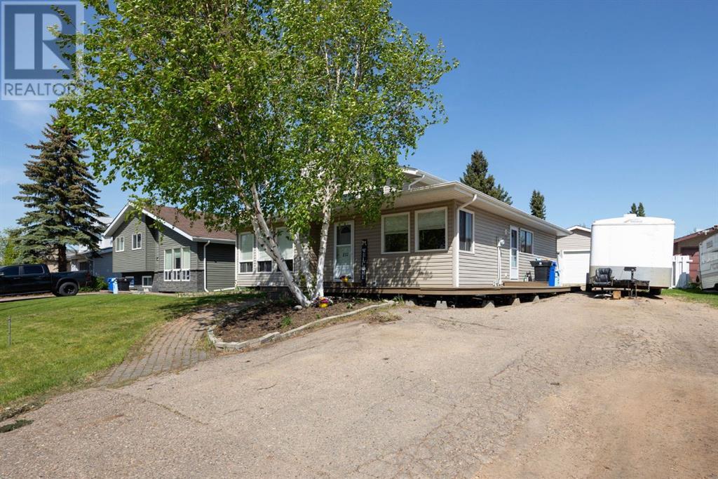 Photo 23 of 237 Ermine Crescent, Fort Mcmurray AB