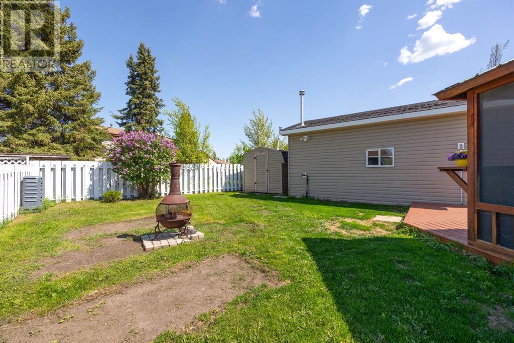 Photo 36 of 237 Ermine Crescent, Fort Mcmurray AB