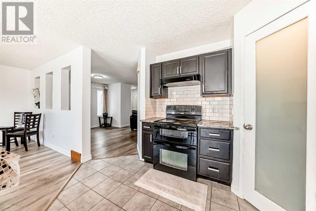 Single Family House for Sale in  Coventry Close NE Coventry Hills Calgary 
