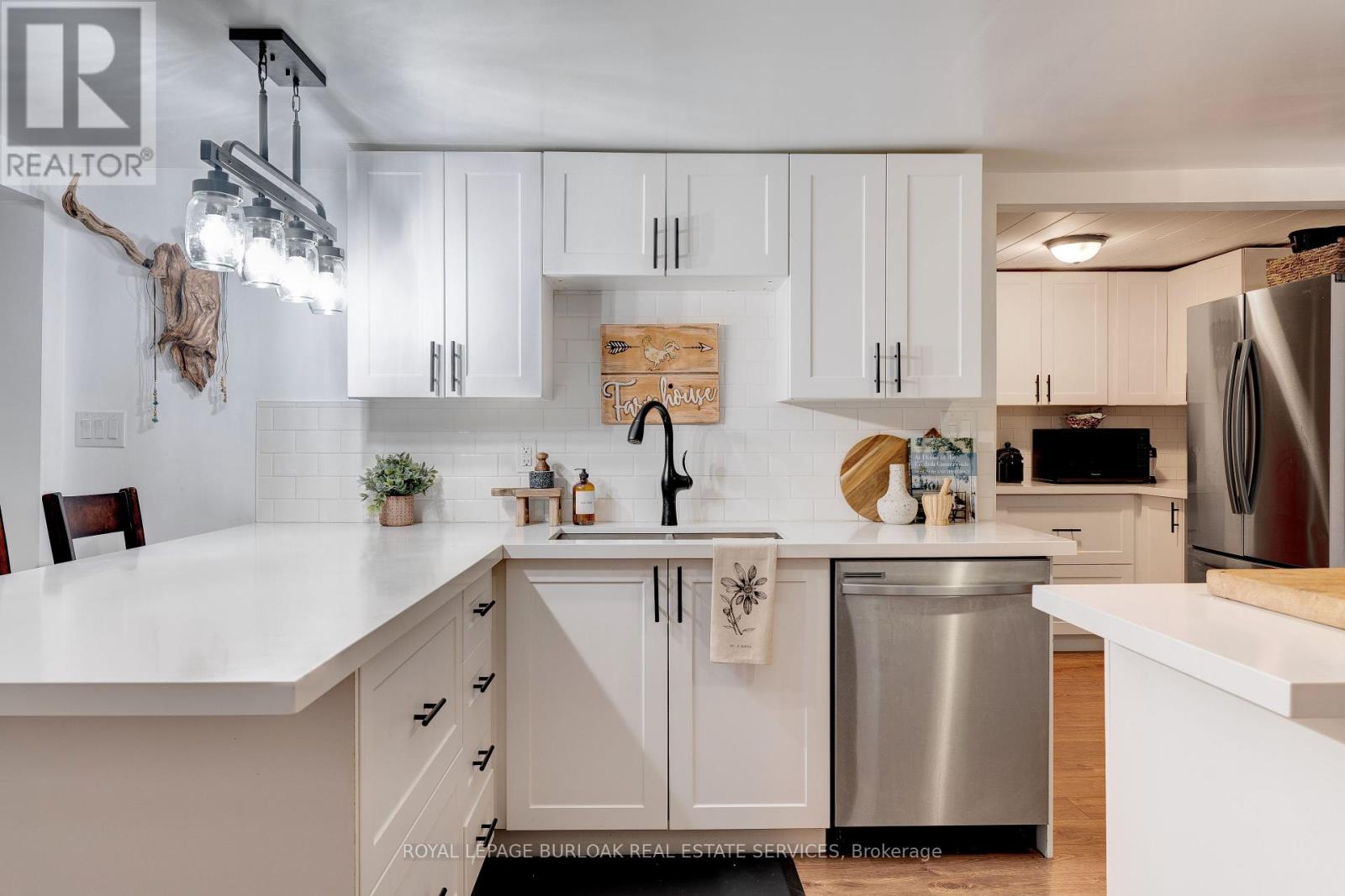 Photo 7 of 401 Lynden Road, Brantford ON