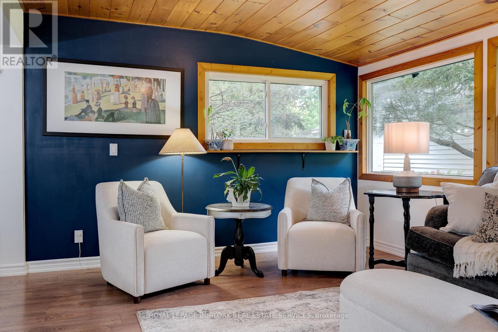 Photo 13 of 401 Lynden Road, Brantford ON