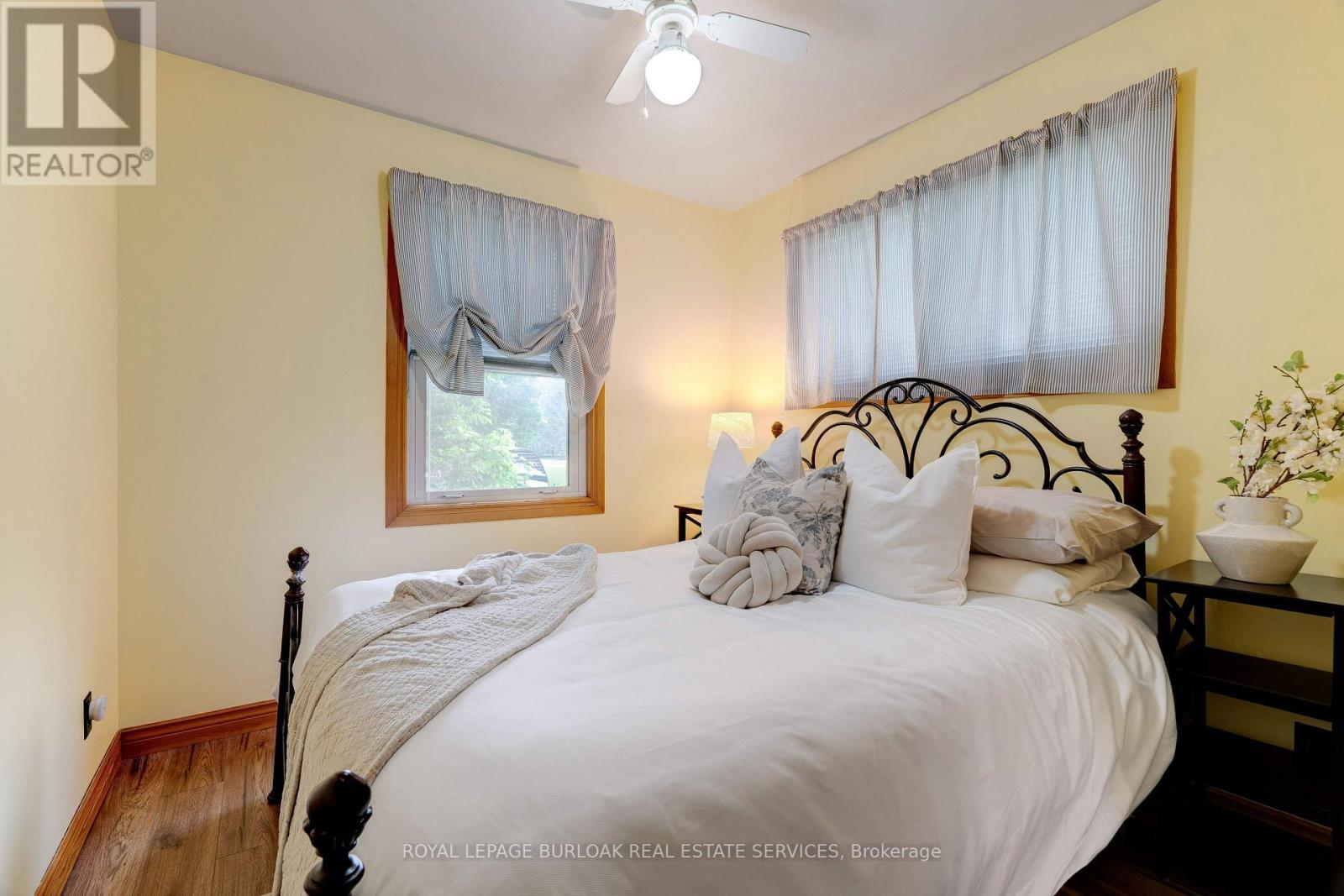Photo 45 of 401 Lynden Road, Brantford ON