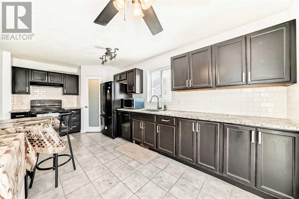 Single Family House for Sale in  Coventry Close NE Coventry Hills Calgary 