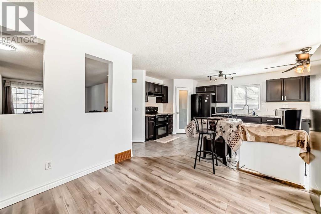 Single Family House for Sale in  Coventry Close NE Coventry Hills Calgary 