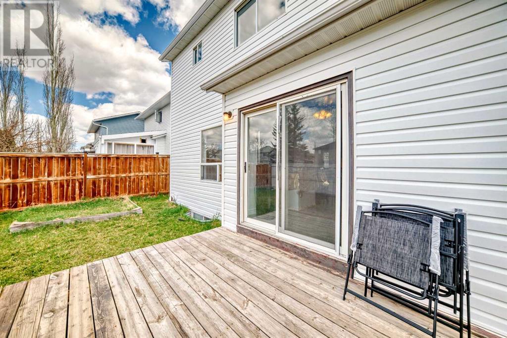 Single Family House for Sale in  Coventry Close NE Coventry Hills Calgary 
