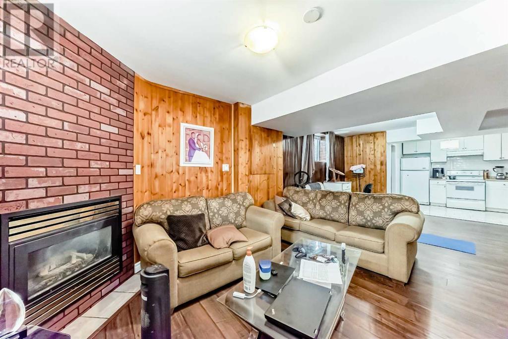 Single Family House for Sale in  Coventry Close NE Coventry Hills Calgary 