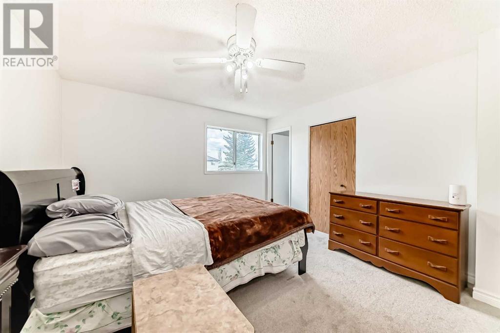 Single Family House for Sale in  Coventry Close NE Coventry Hills Calgary 