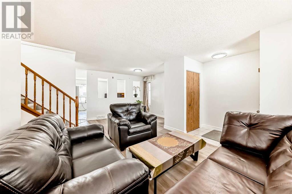 Single Family House for Sale in  Coventry Close NE Coventry Hills Calgary 