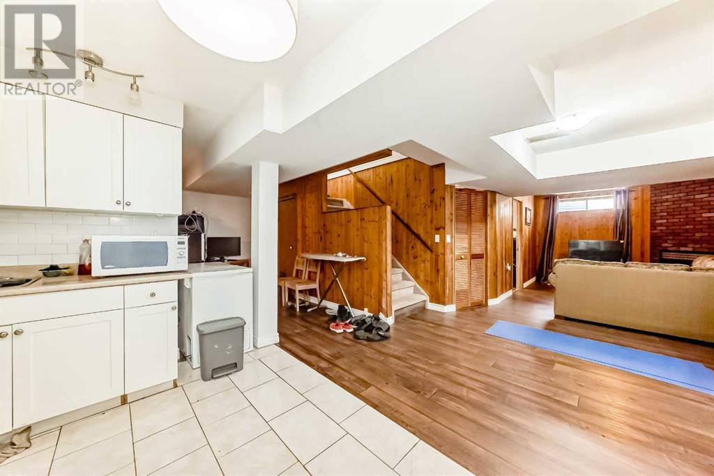 Single Family House for Sale in  Coventry Close NE Coventry Hills Calgary 