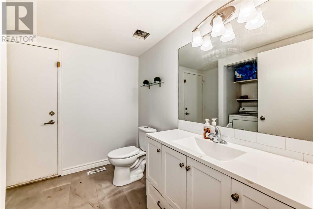 Single Family House for Sale in  Coventry Close NE Coventry Hills Calgary 