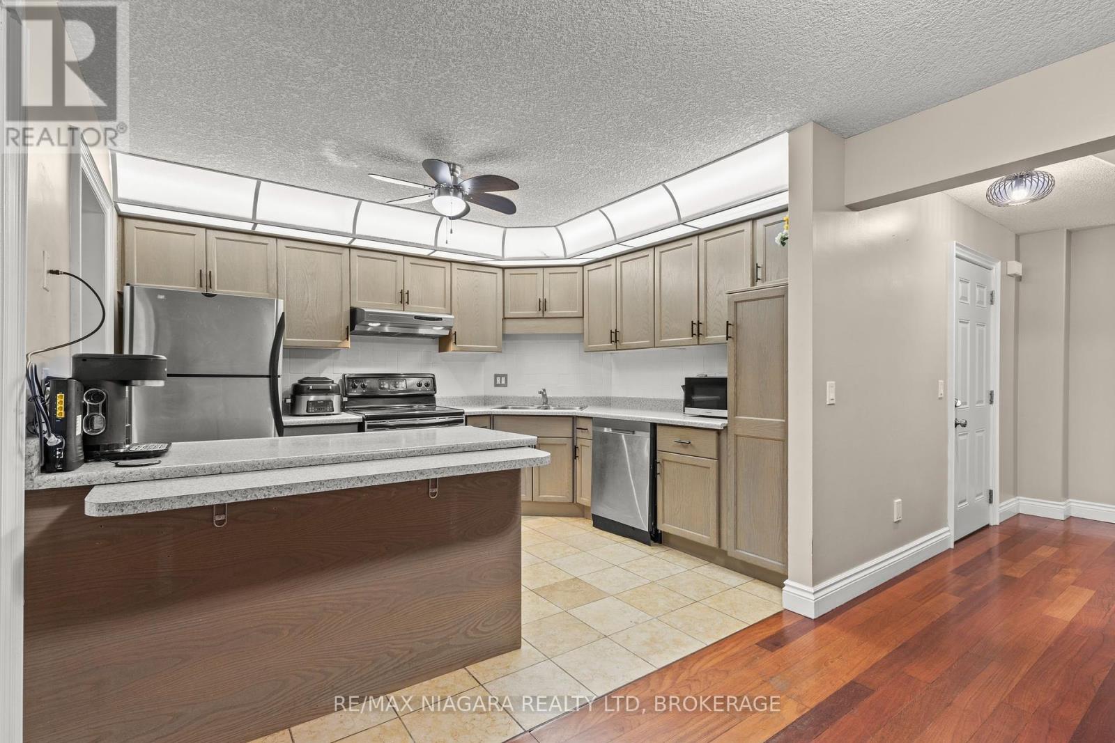 Photo 17 of 13 34 Dynasty Avenue, Hamilton ON