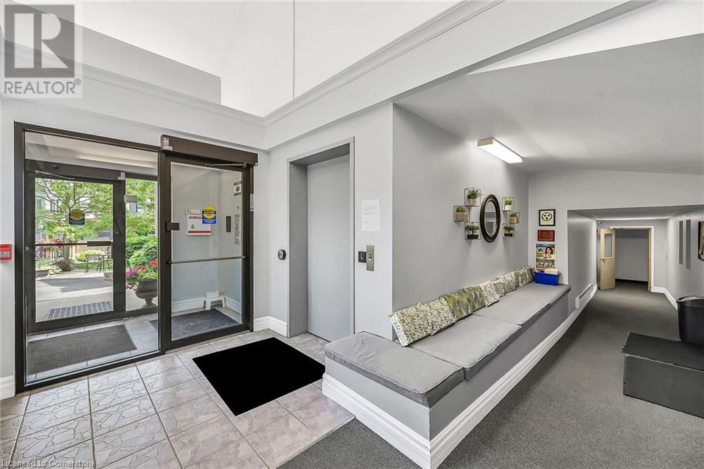 Photo 44 of 20 John Street Unit 207, Grimsby ON
